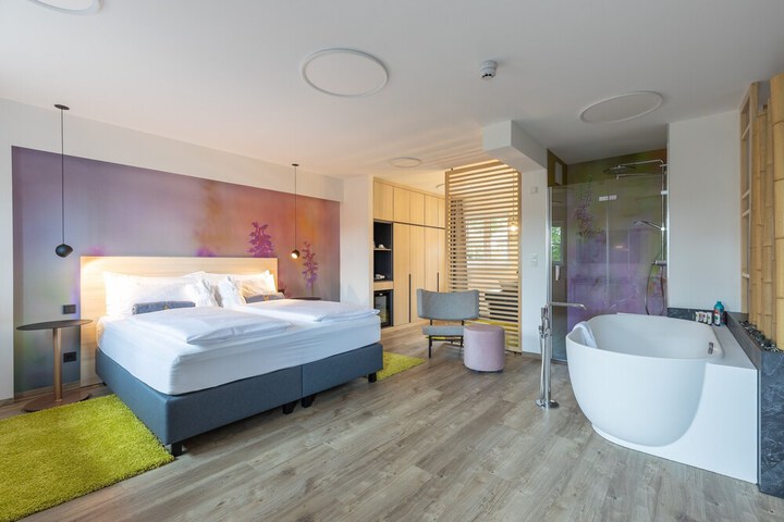 Room 13 of 54