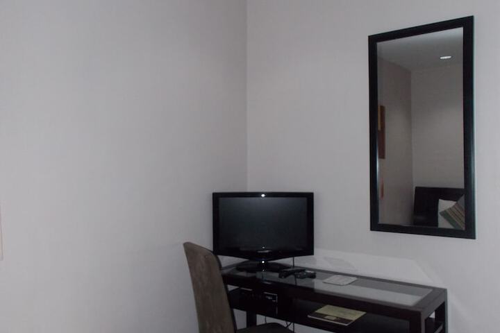 Room 18 of 42
