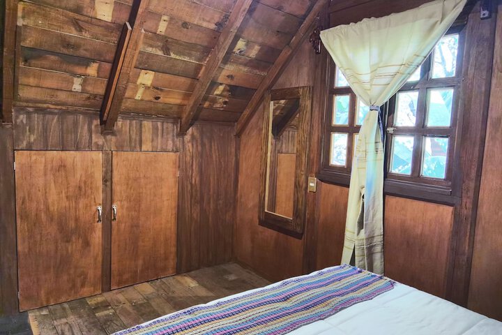 Room 4 of 57