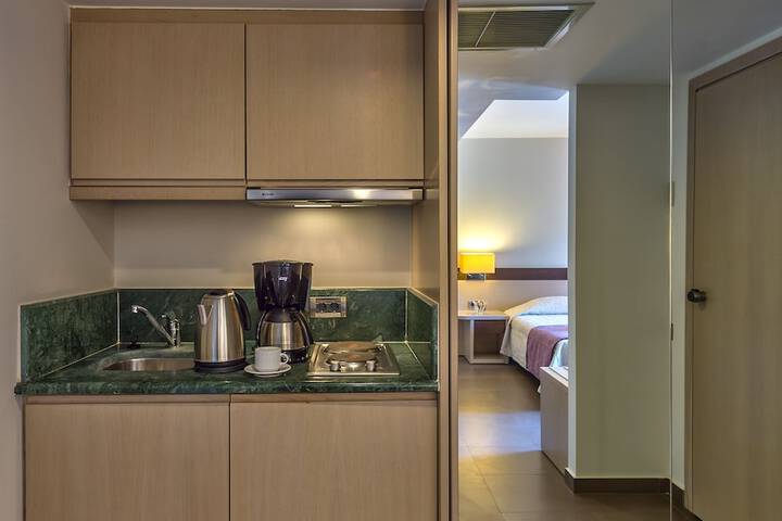 Private kitchenette