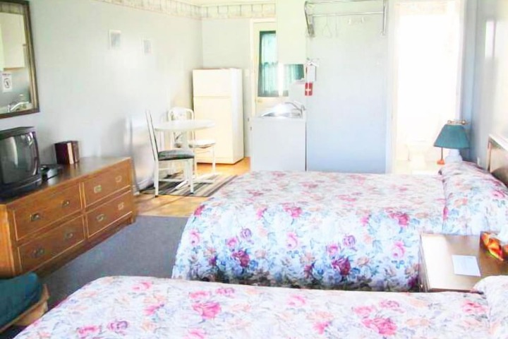 Room 7 of 37