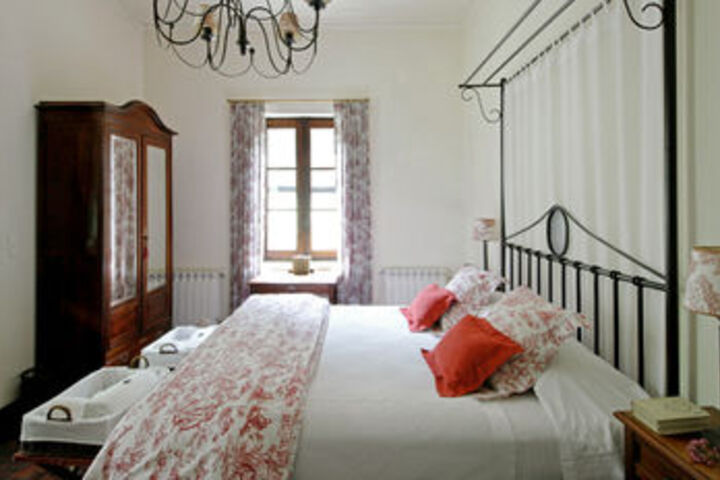 Room 9 of 20