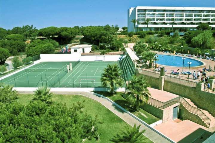 Tennis court
