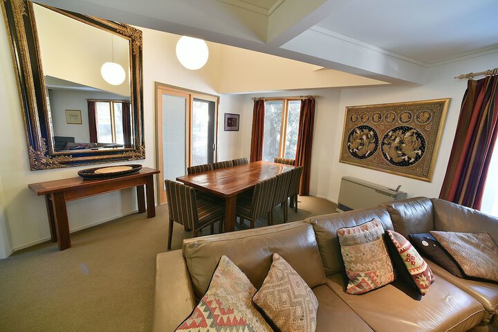 Room 14 of 23