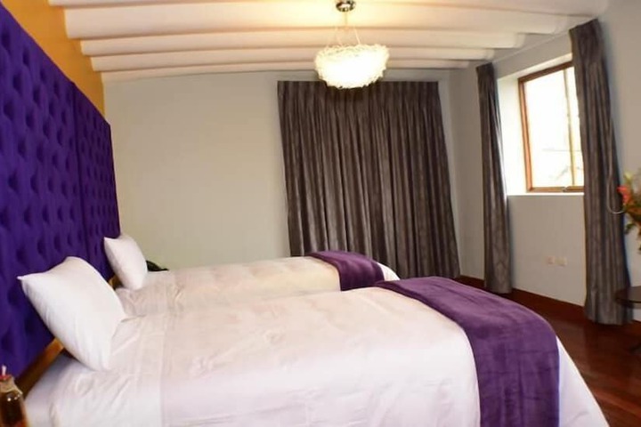 Room 21 of 28