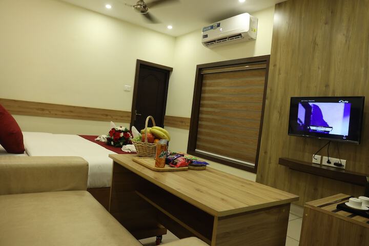 Room 26 of 63