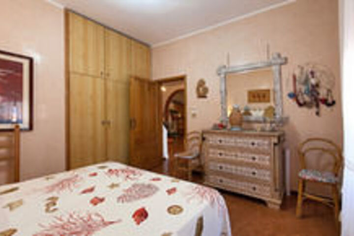 Room 18 of 40