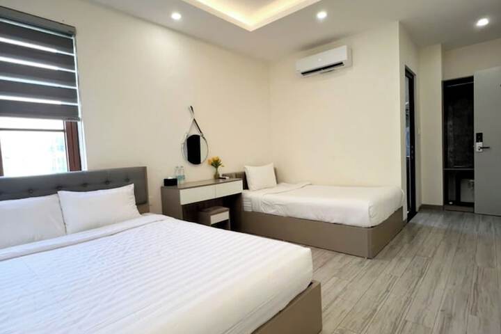 Room 15 of 38
