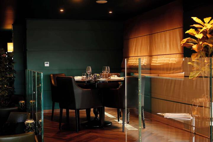 Dining 116 of 175
