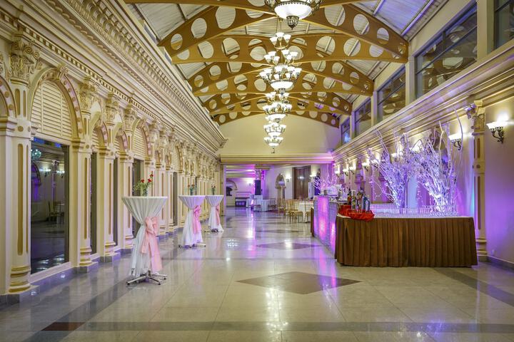 Ballroom/Hall 90 of 110