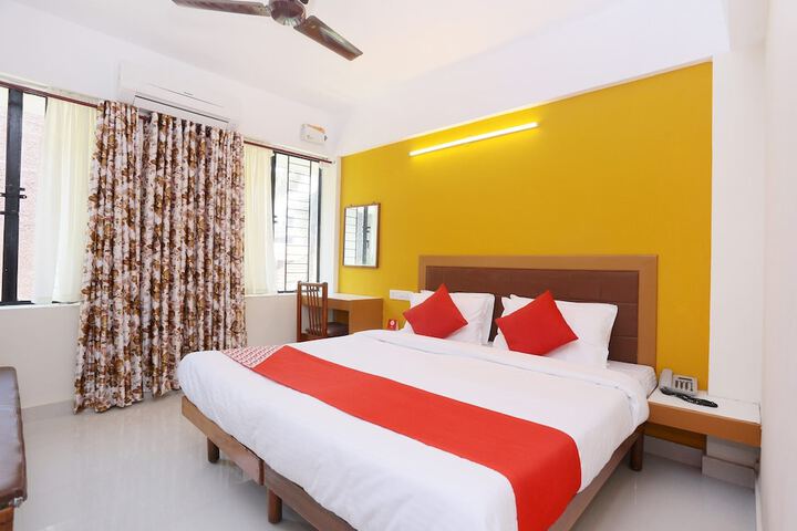 Room 8 of 21