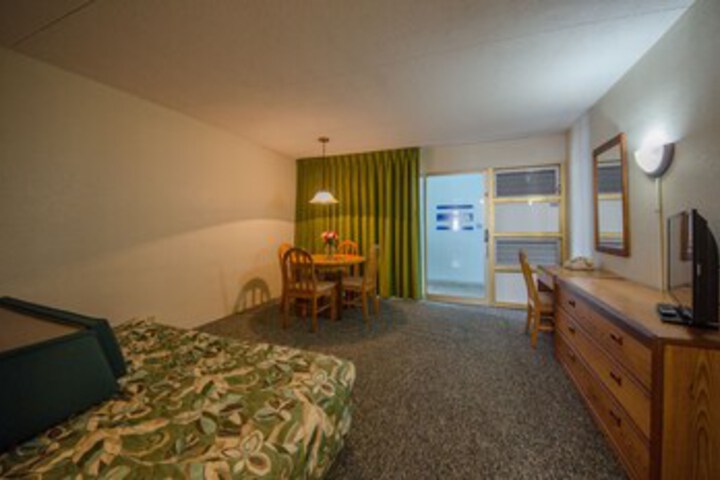 Room 31 of 216