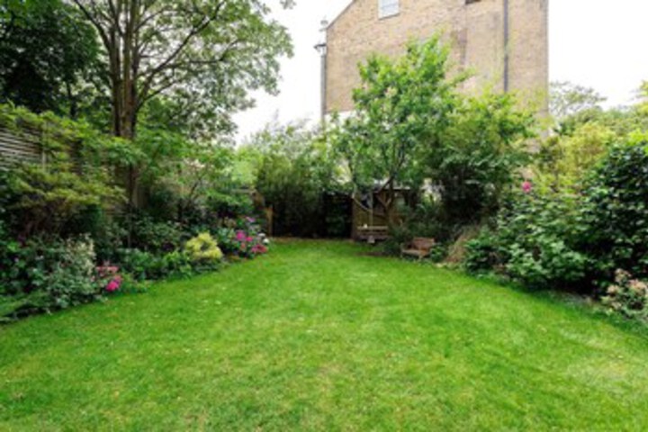 Property Grounds 12 of 23