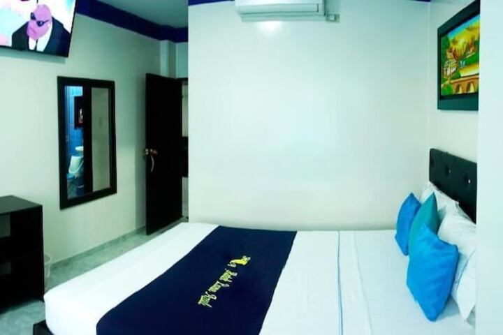 Room 6 of 41