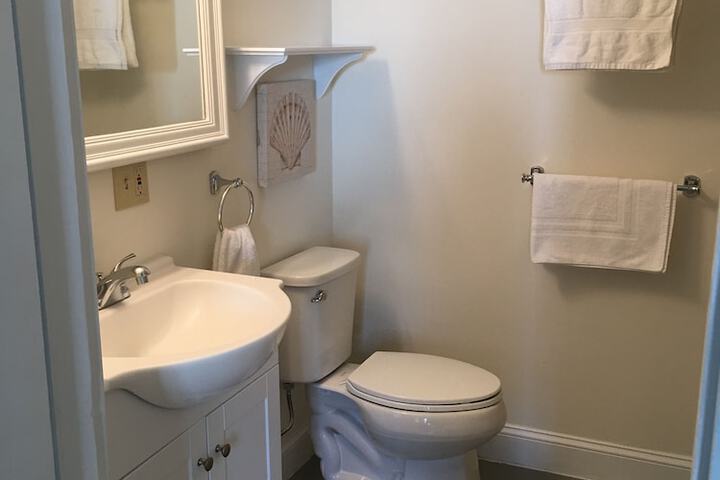 Room 35 of 57