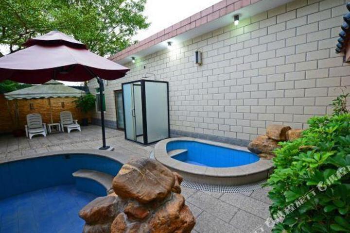 Gaotan Hot Spring Hotel