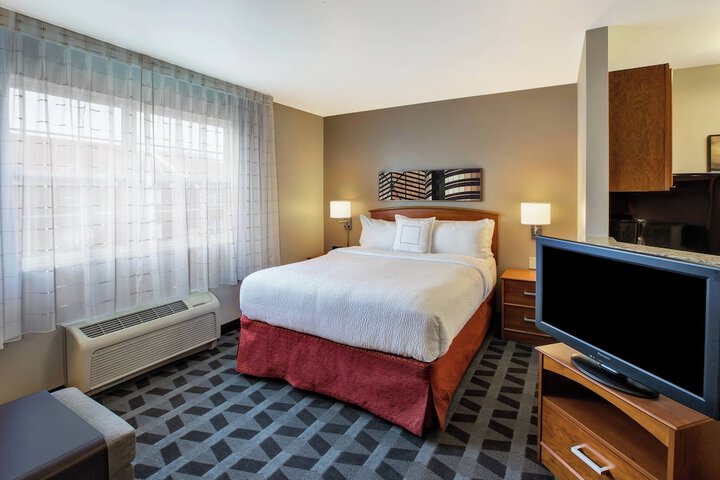 Room 7 of 30