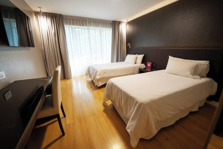 Room 19 of 43