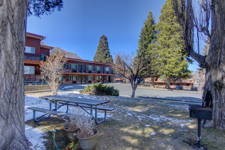 Property Grounds 82 of 86