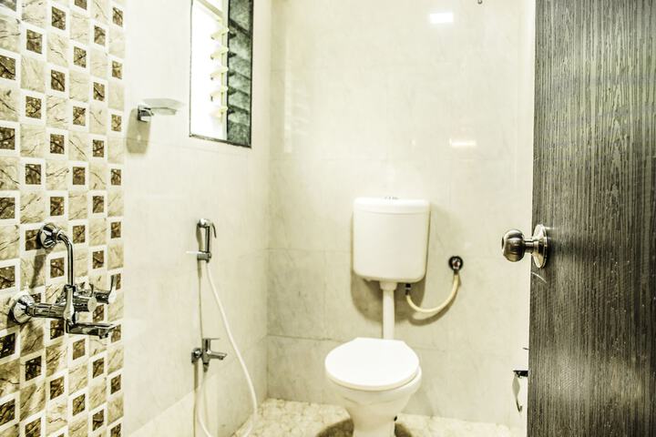 Room 17 of 25