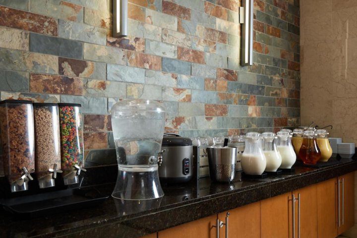 Breakfast/Coffee Service 39 of 52