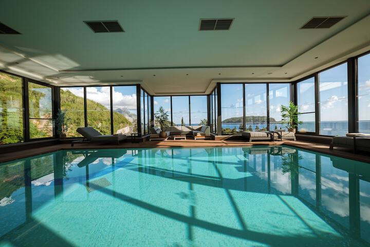 Pool 61 of 130