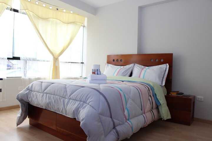 Room 8 of 18