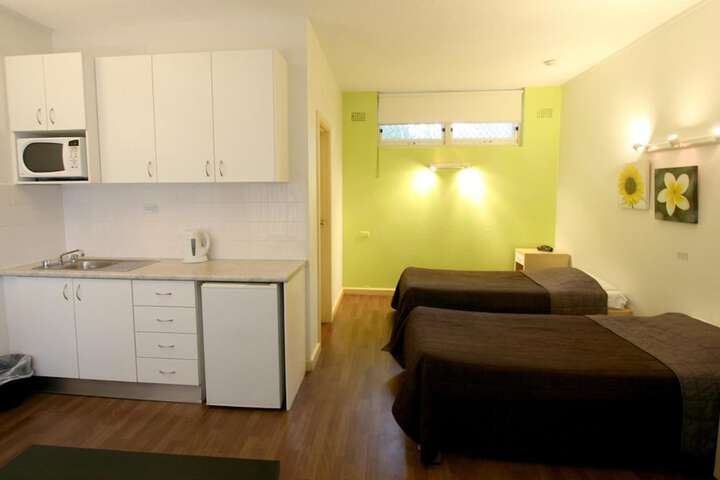 Room 13 of 35