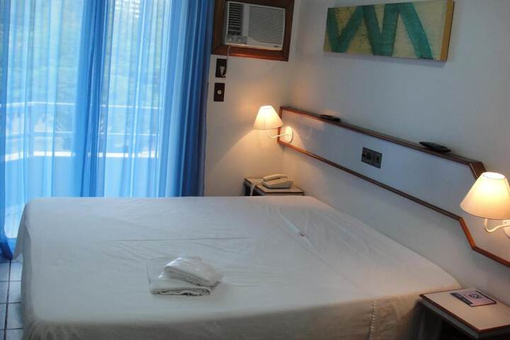 Room 18 of 38
