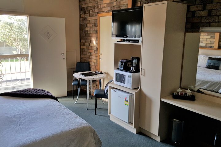 Room 6 of 47