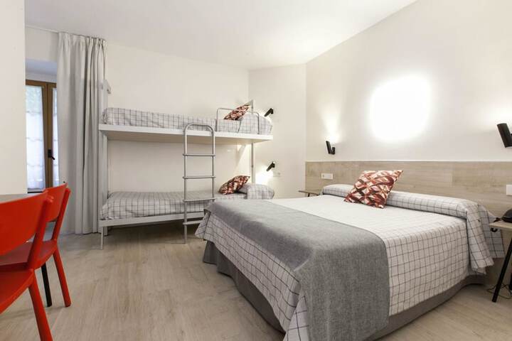 Room 10 of 89