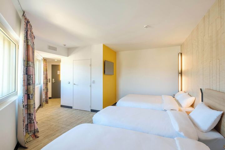 Room 18 of 47