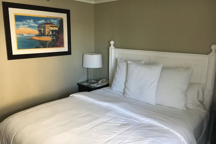 Room 6 of 37