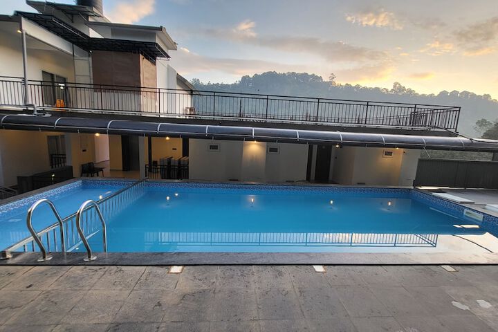 Pool 80 of 134
