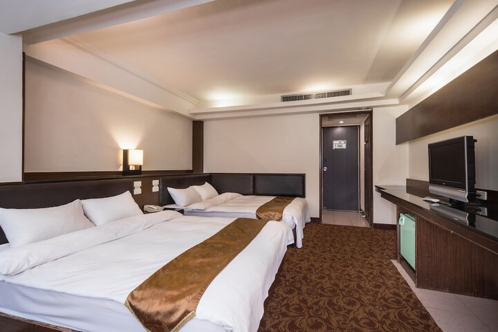 Room 13 of 44