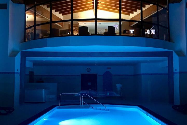 Pool 17 of 70