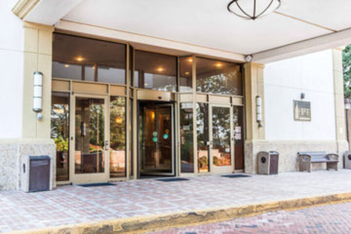 Image of EMPIRE MEADOWLANDS HOTEL BY CL