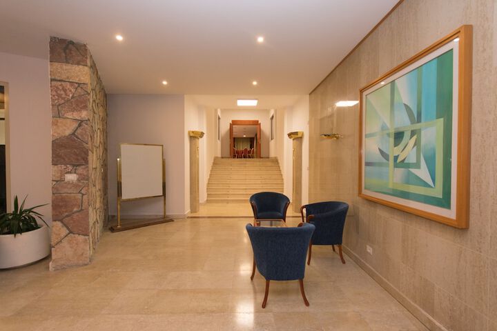 Hotel Interior 105 of 187