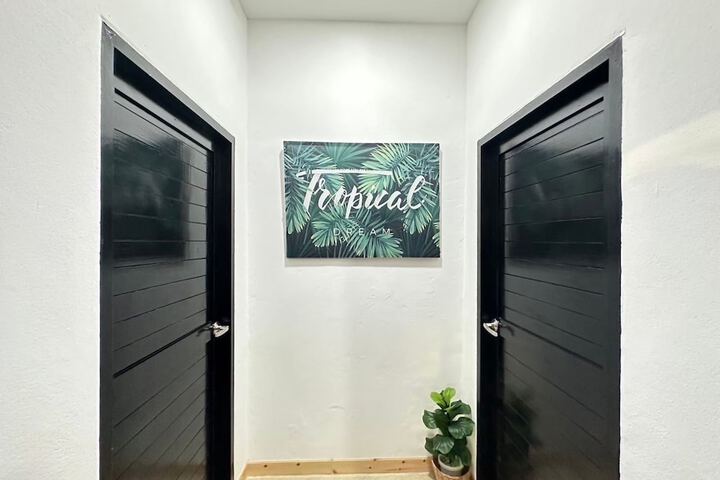 Room 14 of 96