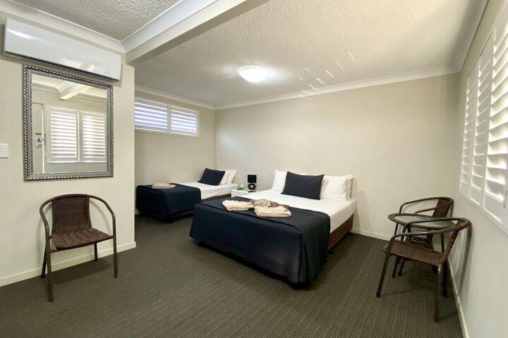 Room 16 of 83