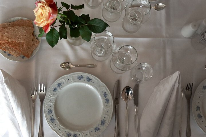 Dining 76 of 111