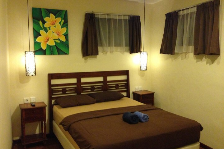 Room 4 of 30