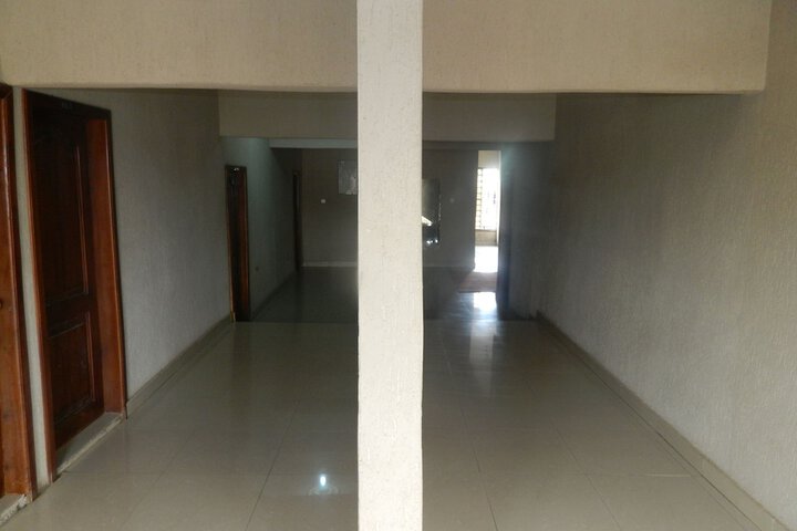 Ballroom/Hall 21 of 28