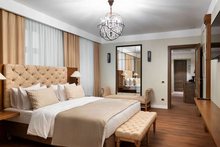 Room 21 of 116