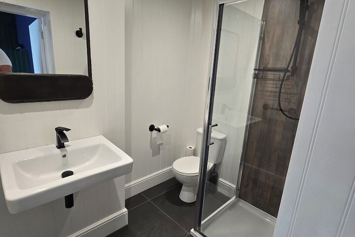 Room 44 of 74