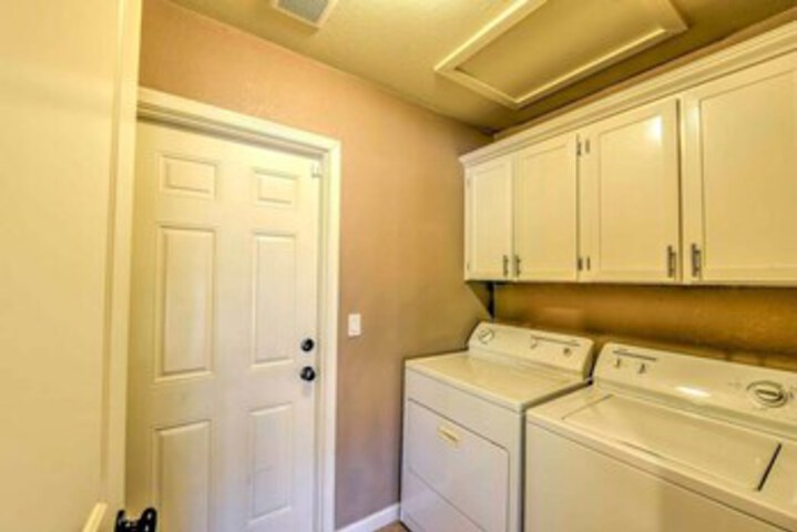 Room 12 of 16