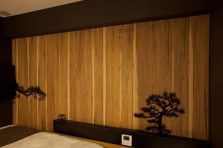 Room 64 of 107