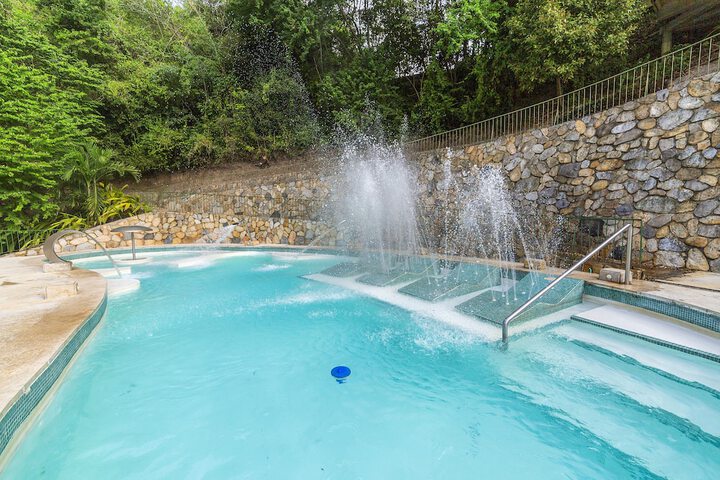 Pool 36 of 92