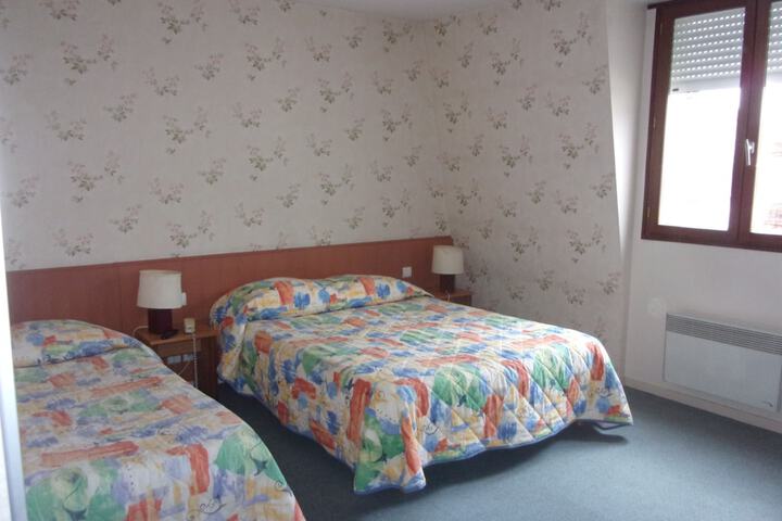 Room 15 of 50