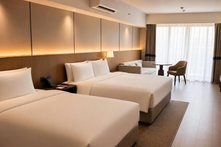 Room 15 of 60